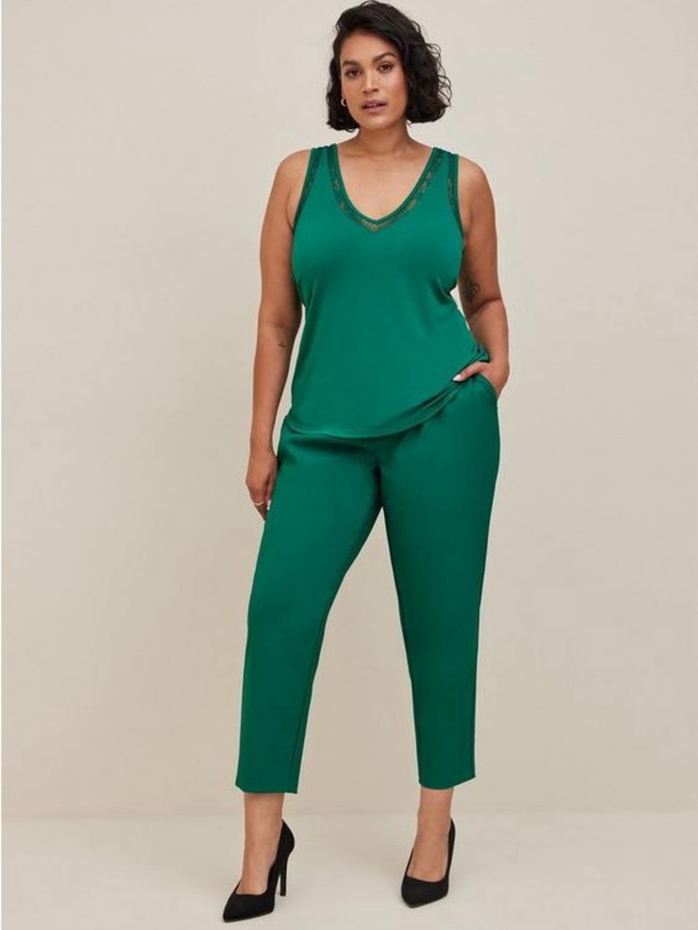 NWT Torrid Pull-On Relaxed Taper Pant Women 4R (4x/26)
